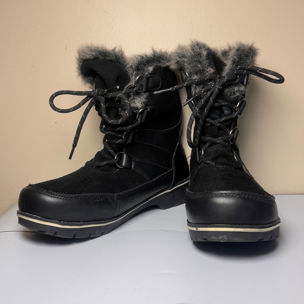 C9 Champion Womens Black Faux Fur Trim Lace‎ Up Winter Snow Boots Size 8